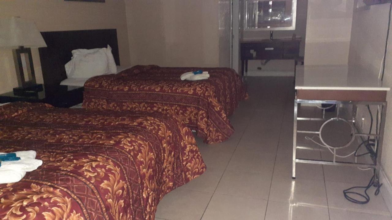 Apm Inn & Suites - Джаксънвил Екстериор снимка