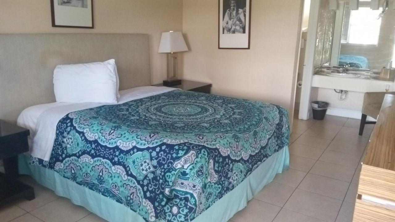 Apm Inn & Suites - Джаксънвил Екстериор снимка